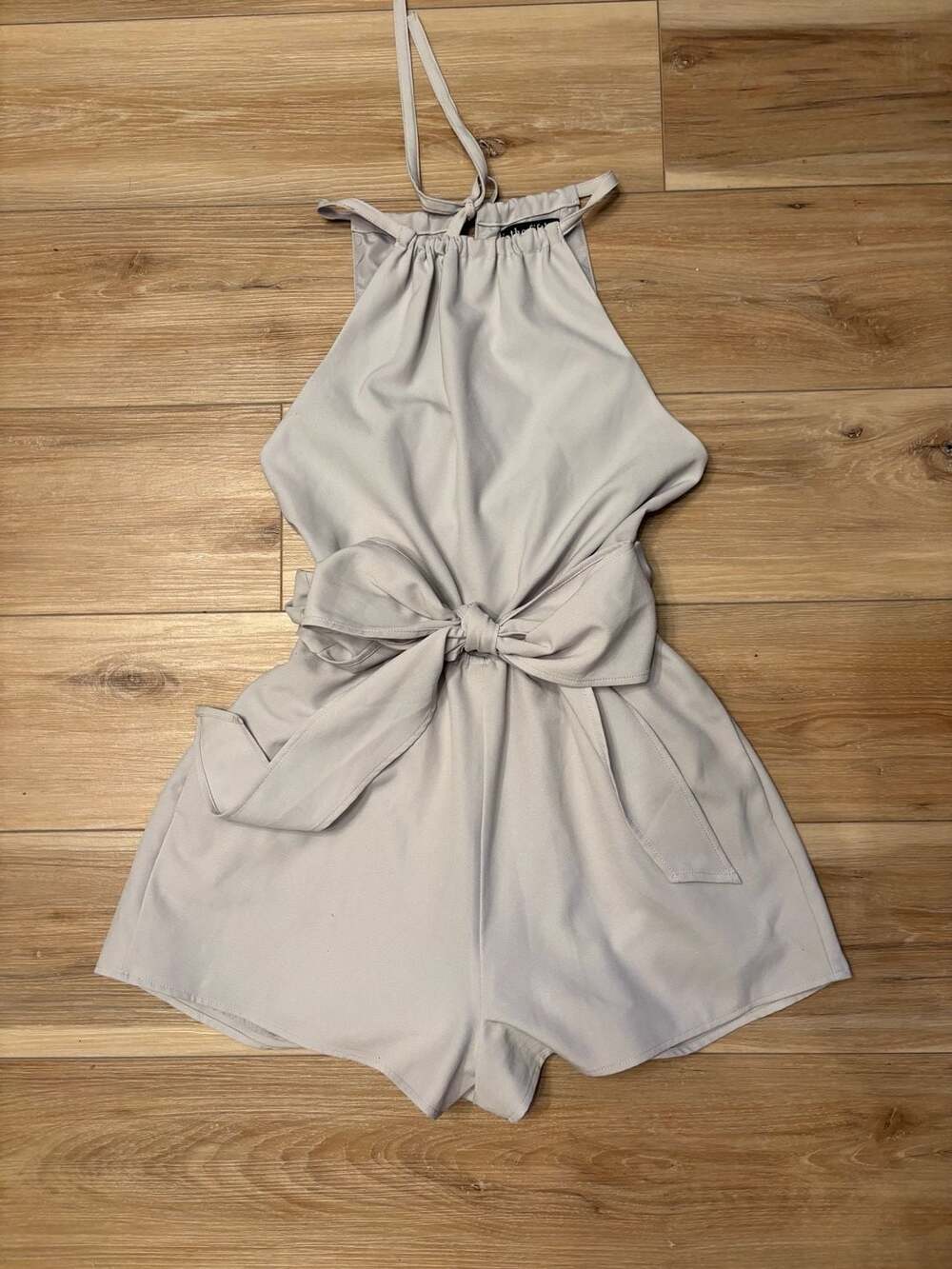 The Fifth Label Halter Neck wrap back Tie-Front Playsuit Romper